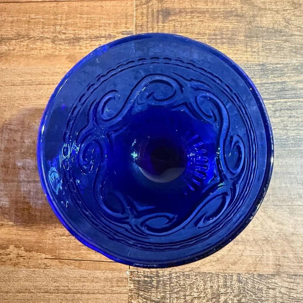 L.E. Smith vintage cobalt